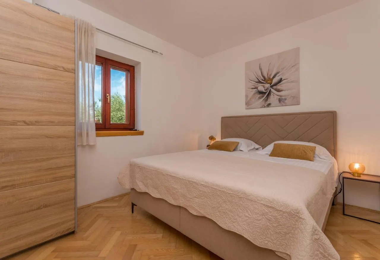Holiday home Villa Slavica Sveti Filip i Jakov Croatia