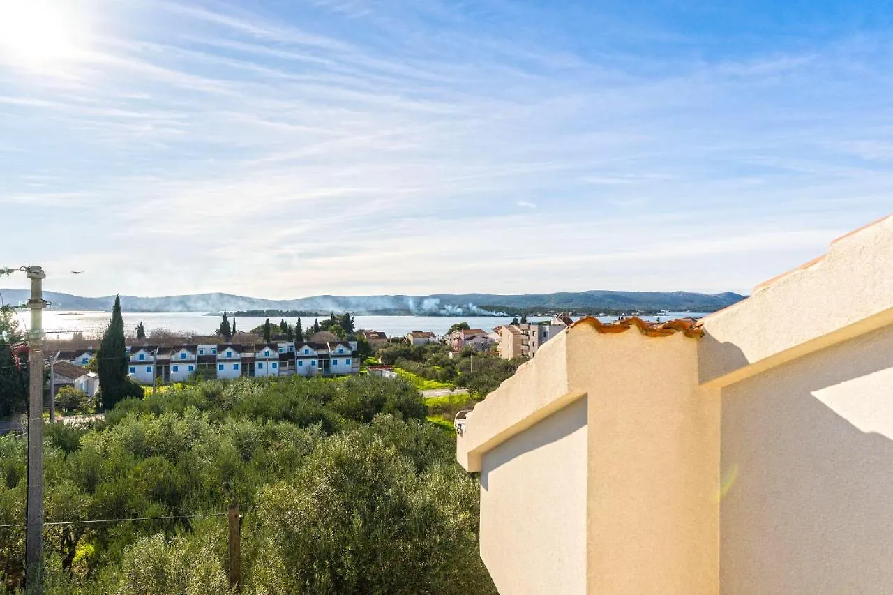 Holiday home Villa Slavica Sveti Filip i Jakov